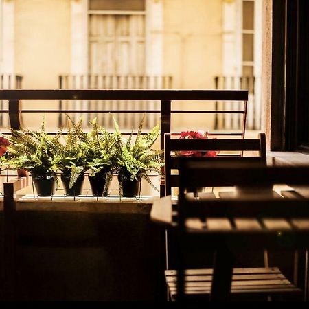 Central Station. Free Wifi & Terrace Valencia Exterior photo